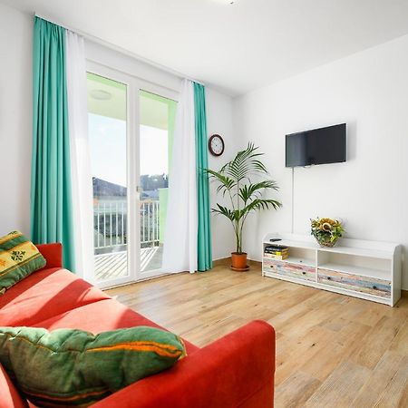 Andrea House With Apartments Umag Buitenkant foto