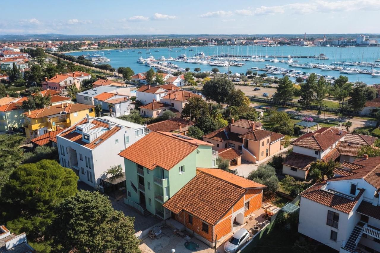 Andrea House With Apartments Umag Buitenkant foto