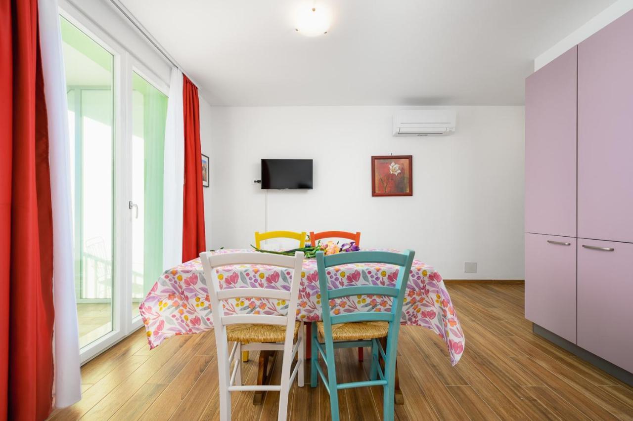 Andrea House With Apartments Umag Buitenkant foto