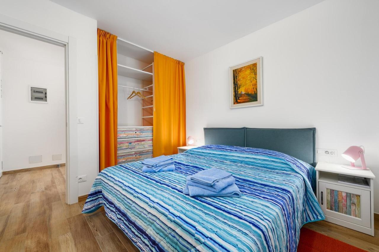 Andrea House With Apartments Umag Buitenkant foto